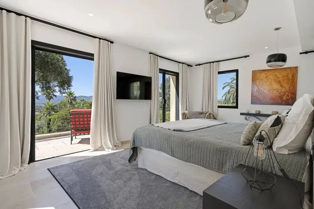 Villa Saint Tropez 130 - ÉVASION N°10