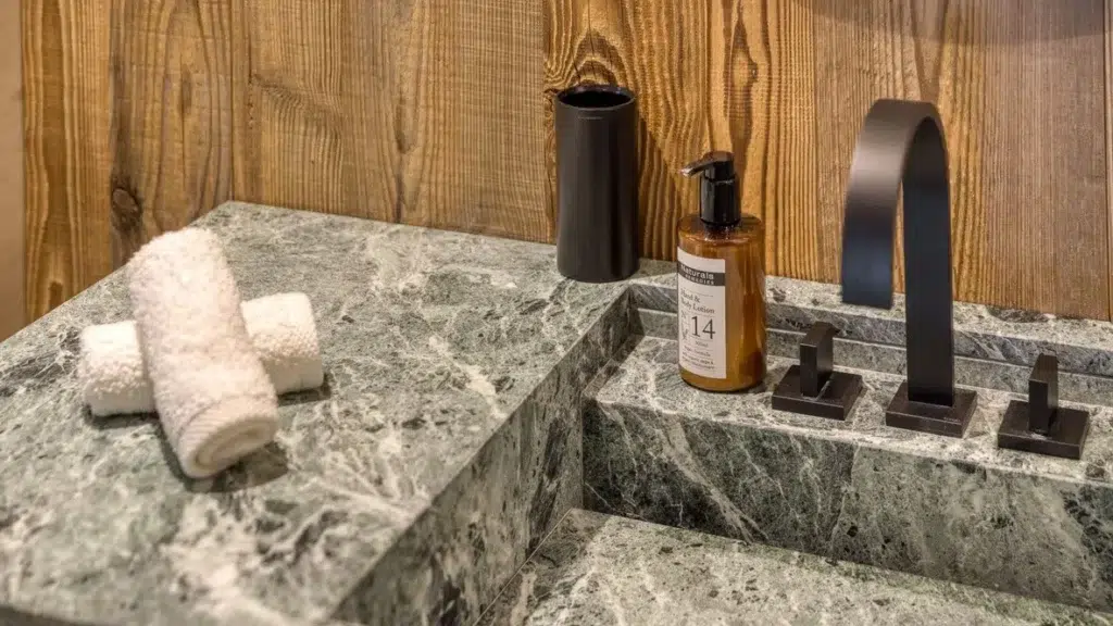 Chalet Centre 1000 - VOYAGE N°26